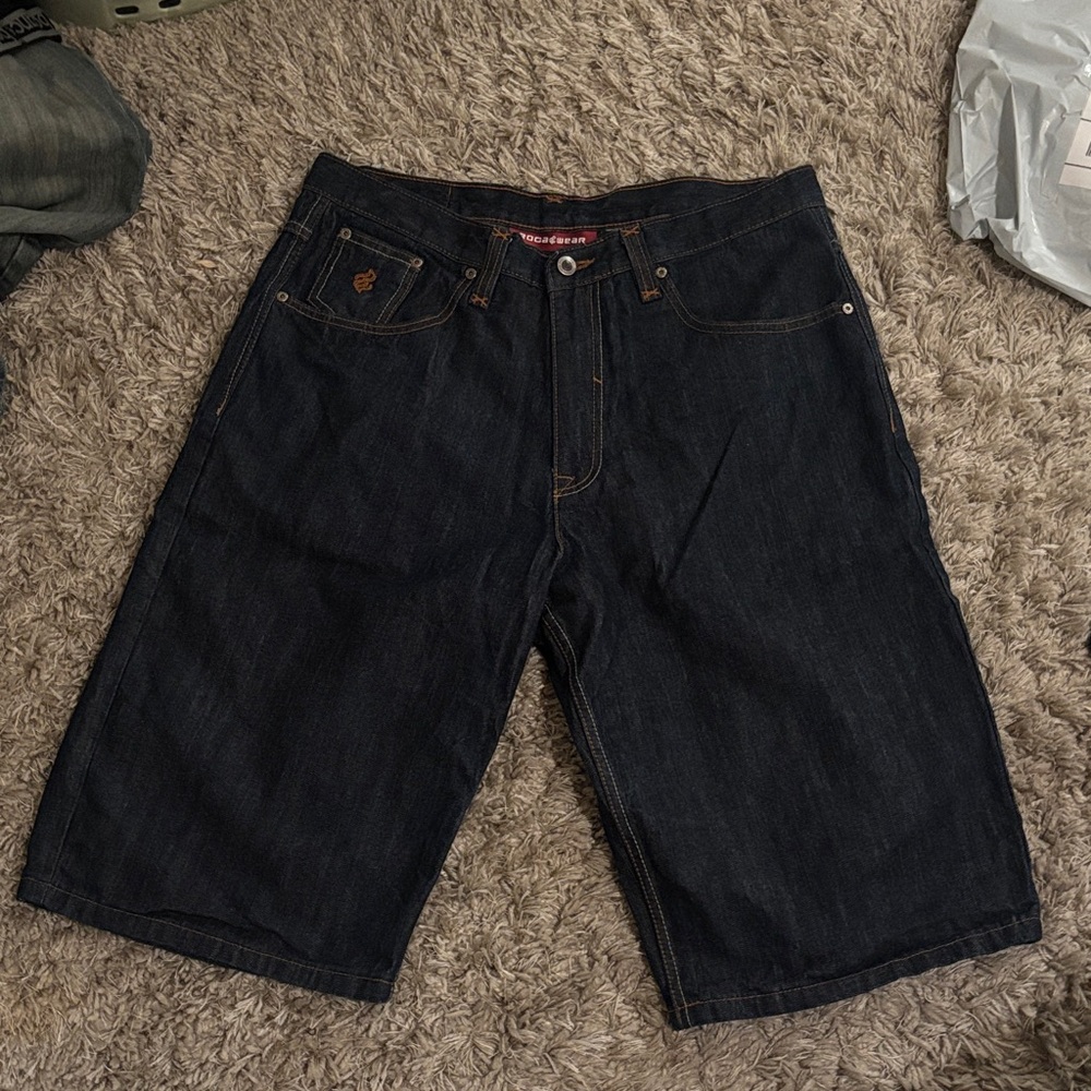 Rocawear denim jorts size 36

For the lowwww